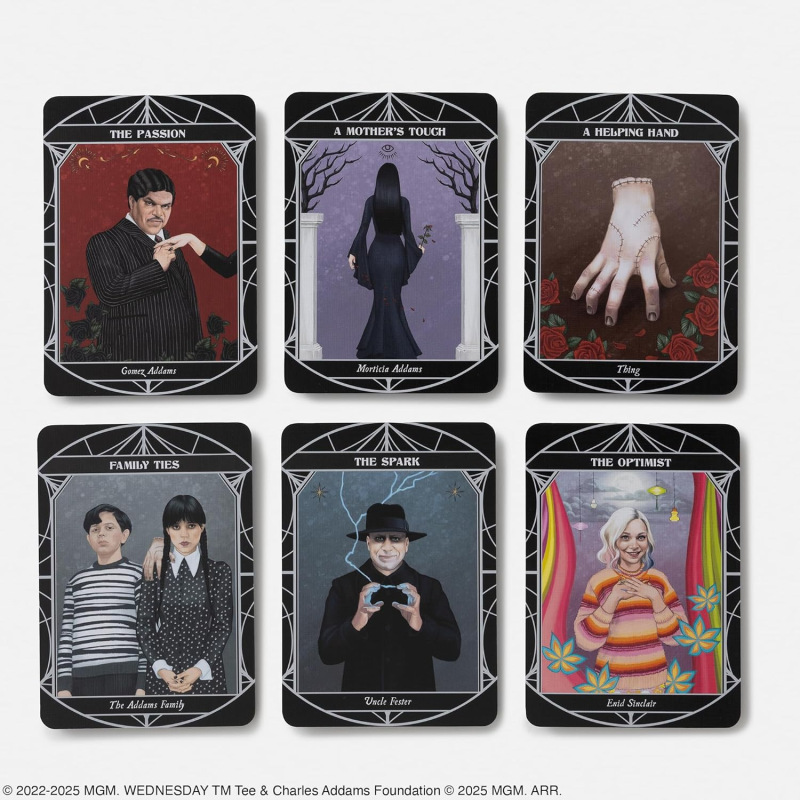 Wednesday: The Official Oracle Deck, Amy Chase 2