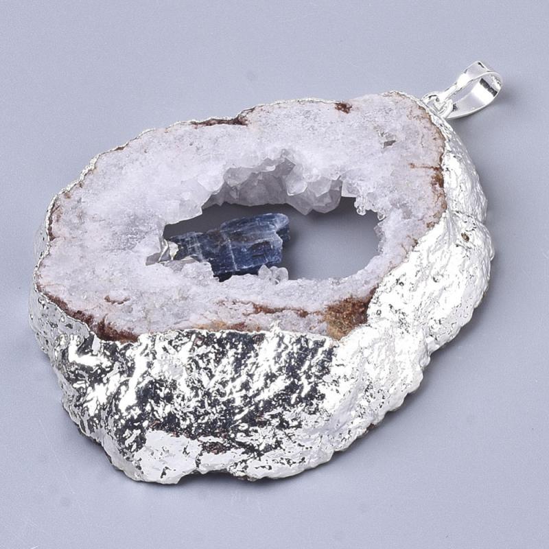 Achátova drúza s kyanitom 5cm - prívesok