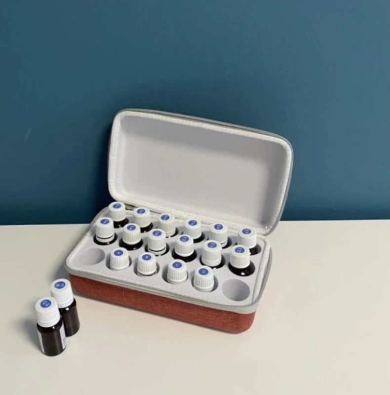 Kufrík Fialový na Esenciálne Oleje pre 18 fľašiek 1