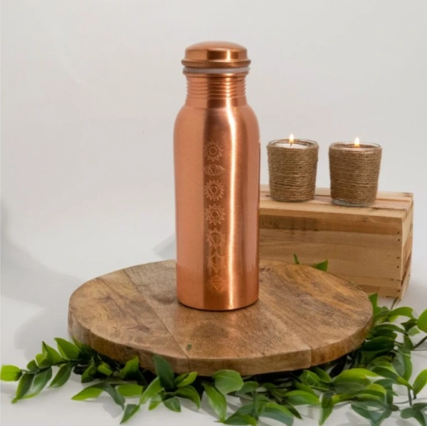 Medená fľaša na vodu Ajurvéda Čakry 750 ml